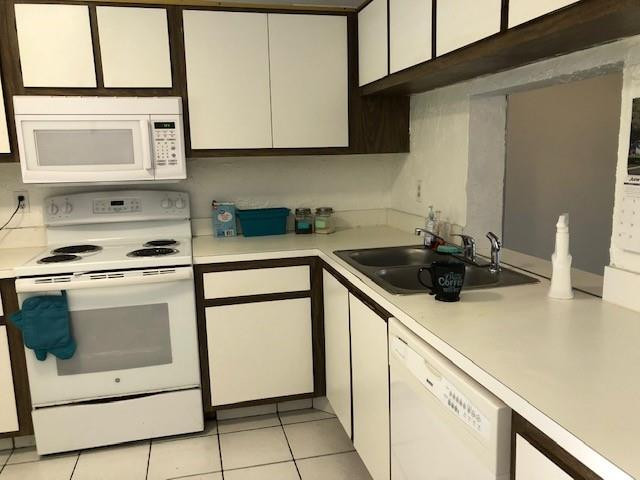 WOODMONT APT HOMES - Residential