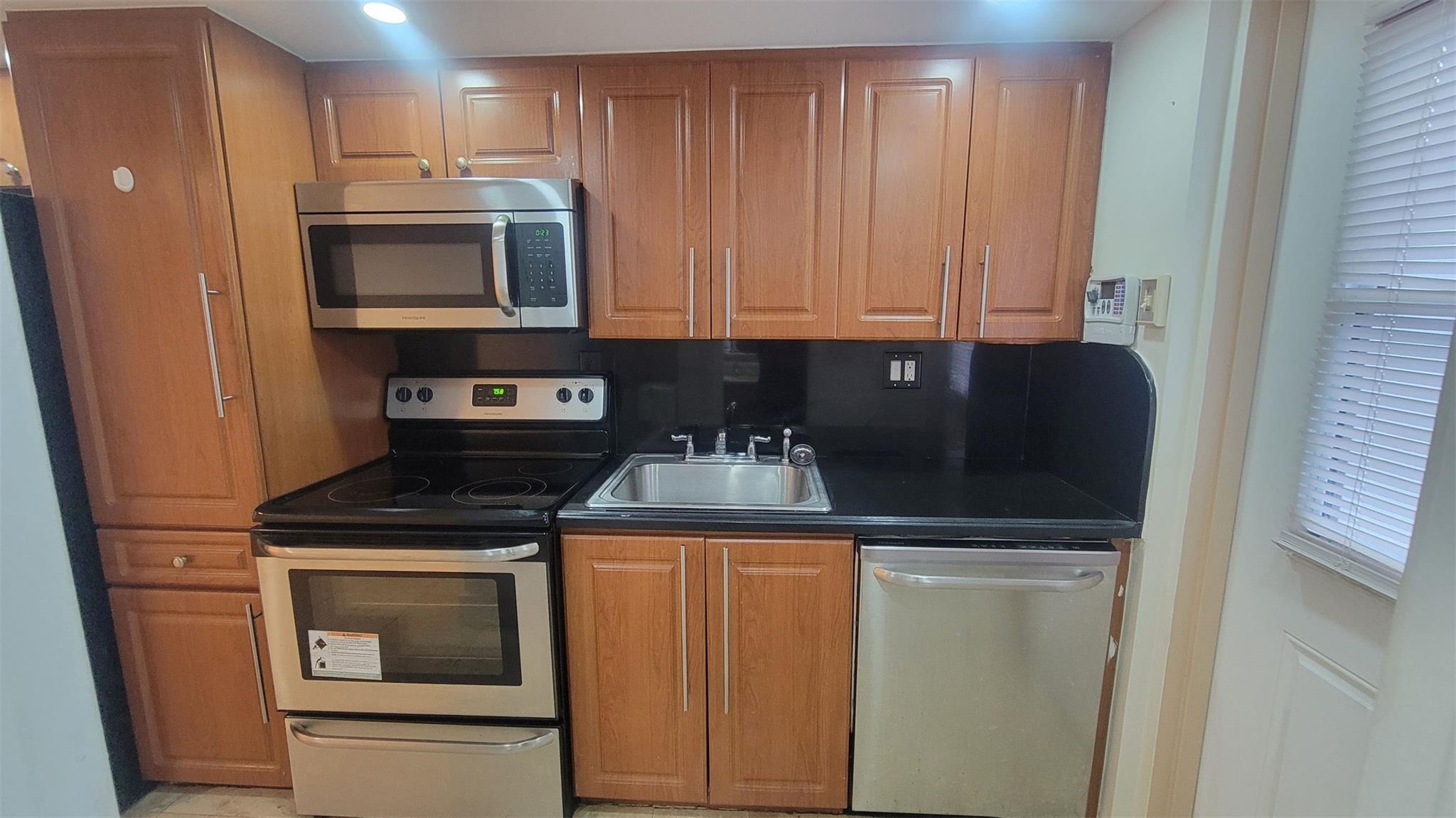 4121 NW 26th St T-15