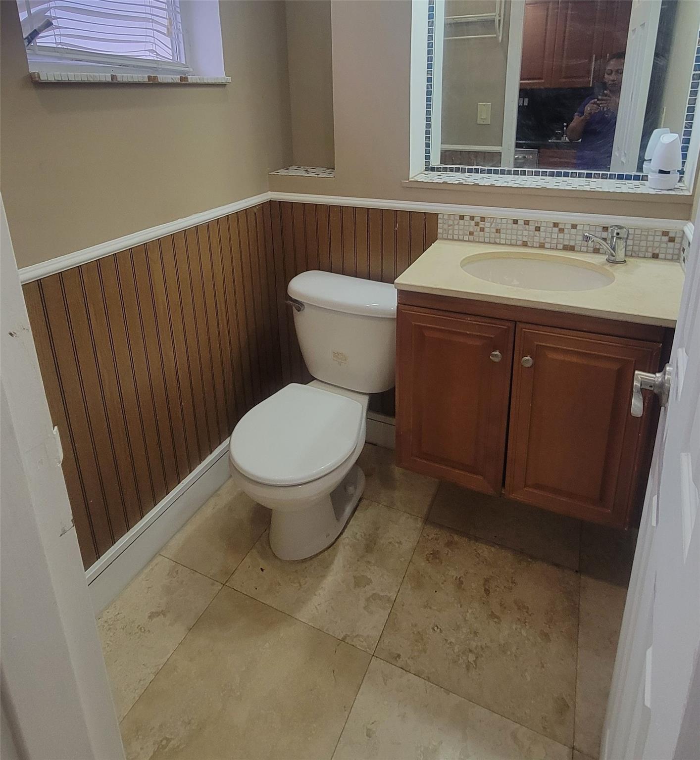 4121 NW 26th St T-15