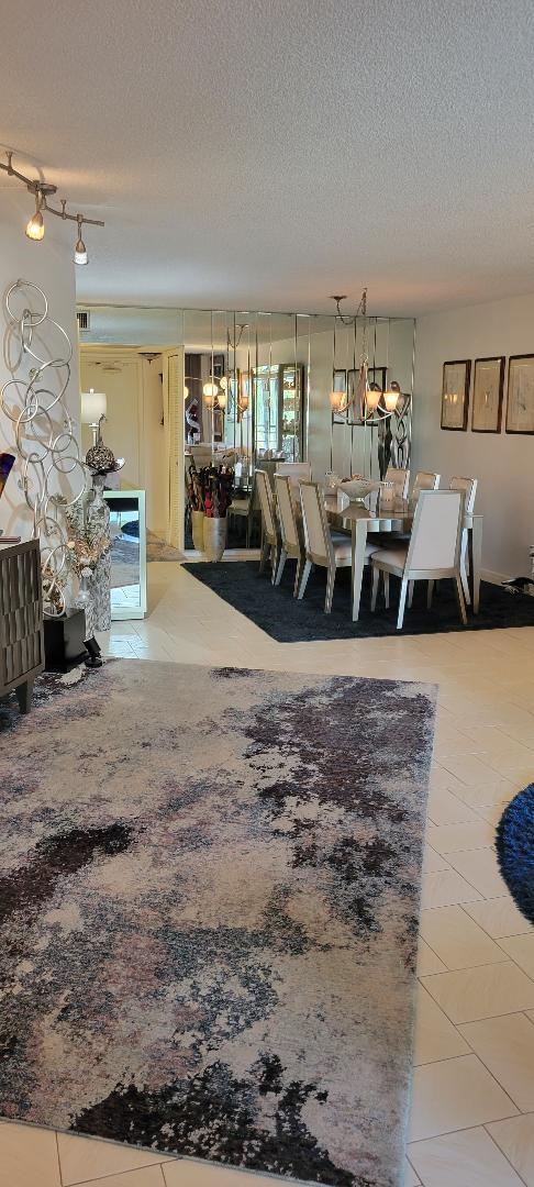 Palm-Aire Country Club - Residential