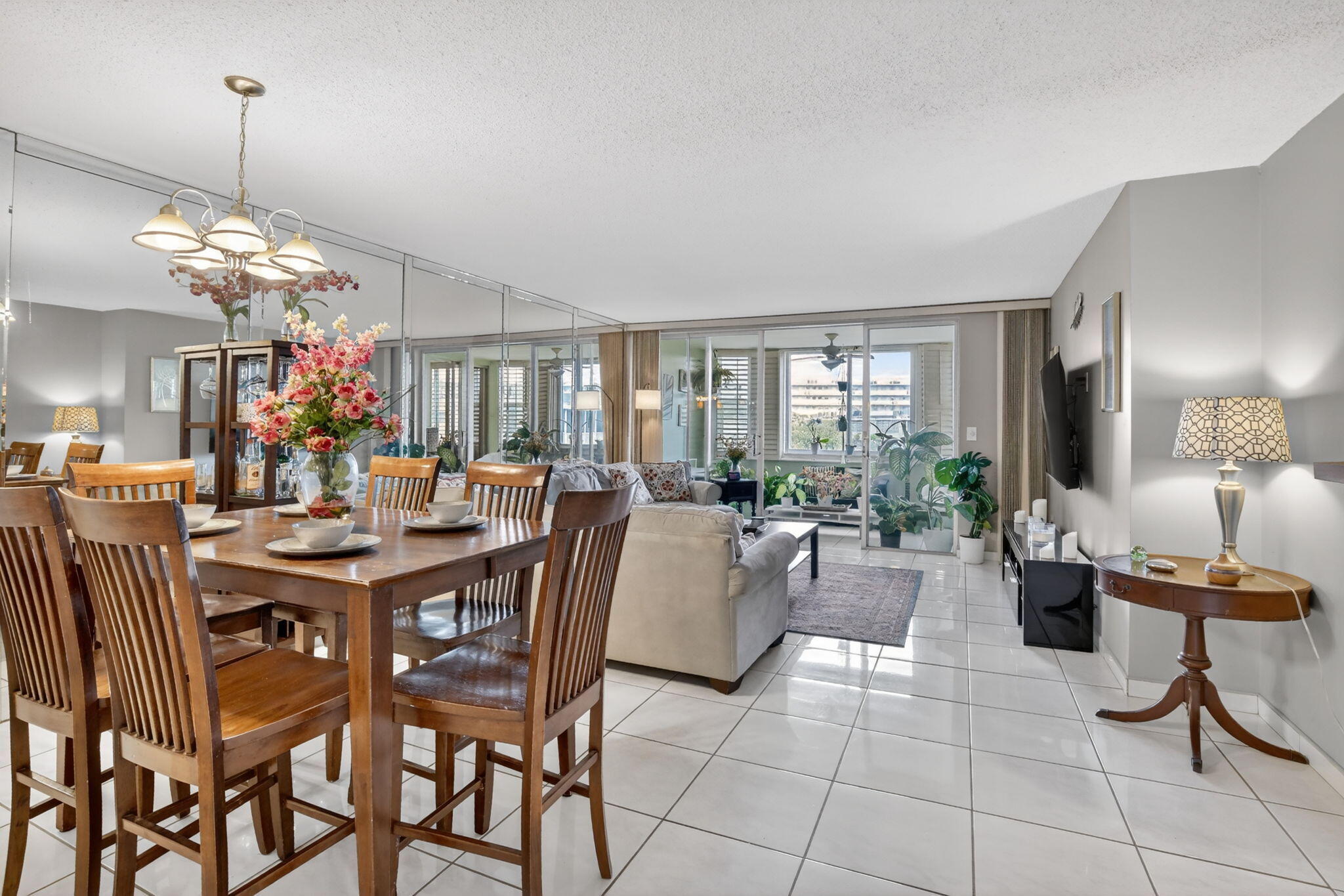 JADE WINDS GROUP BAMBOO GARDENS - Residential