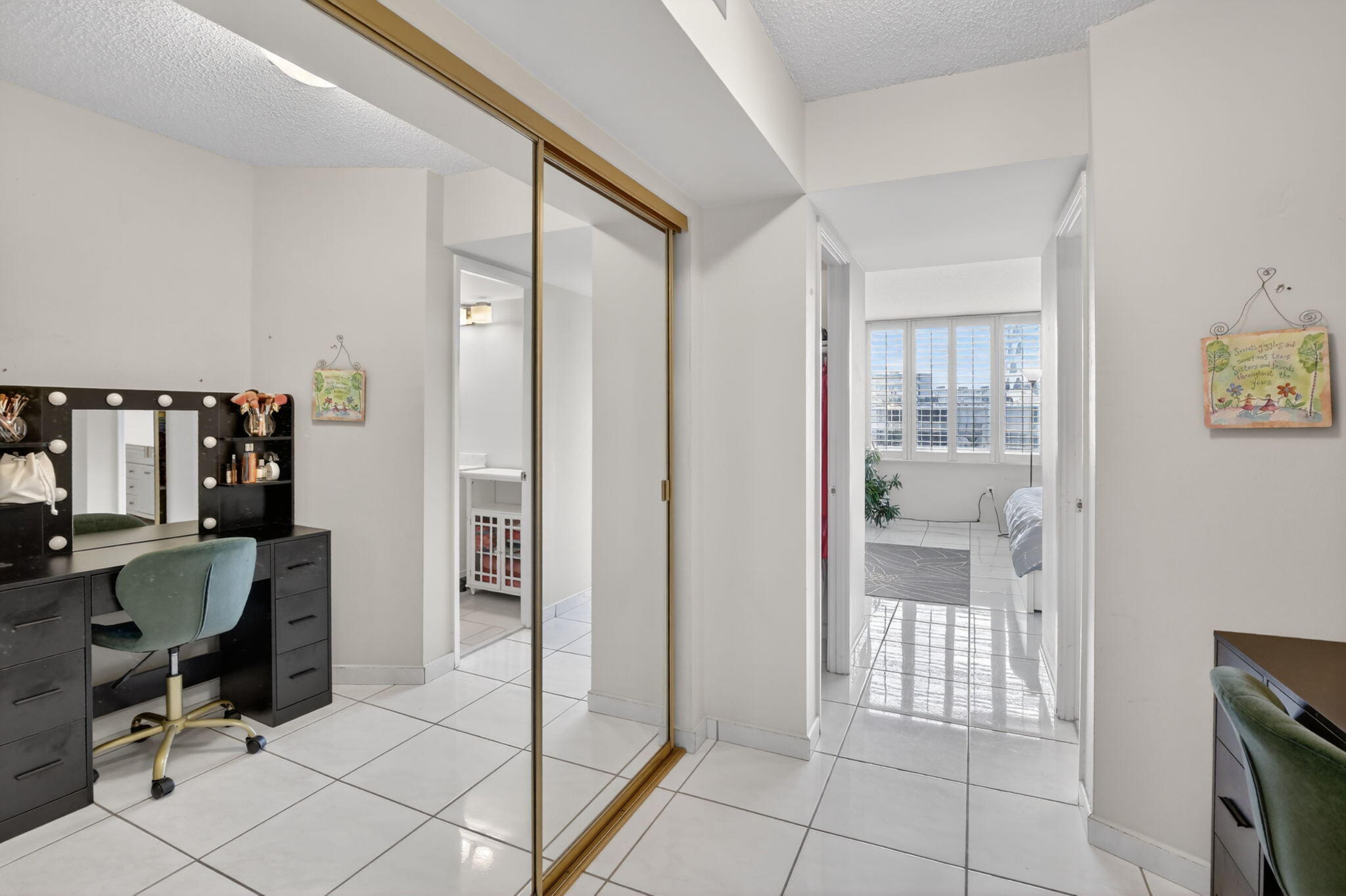 JADE WINDS GROUP BAMBOO GARDENS - Residential