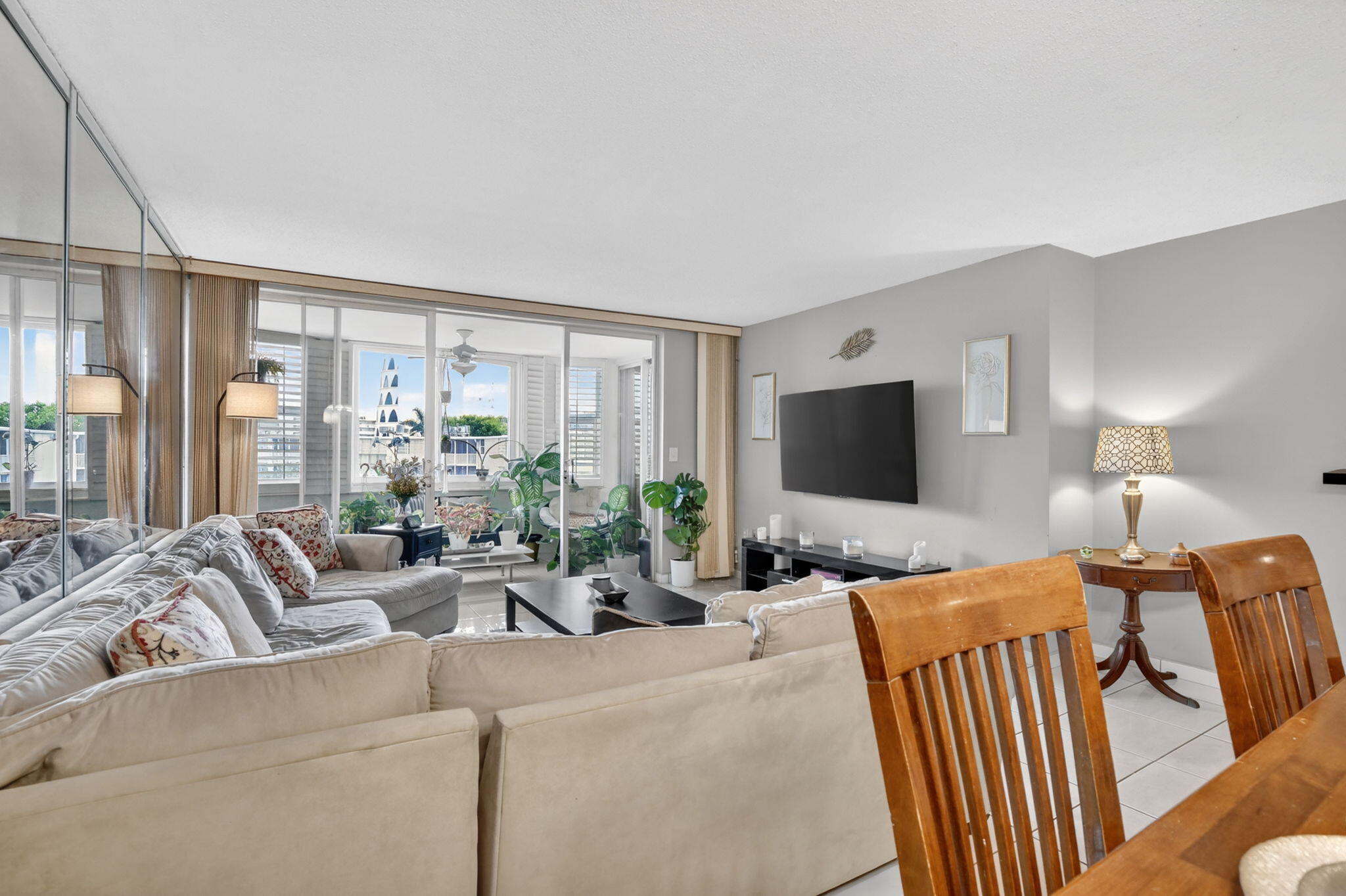 JADE WINDS GROUP BAMBOO GARDENS - Residential