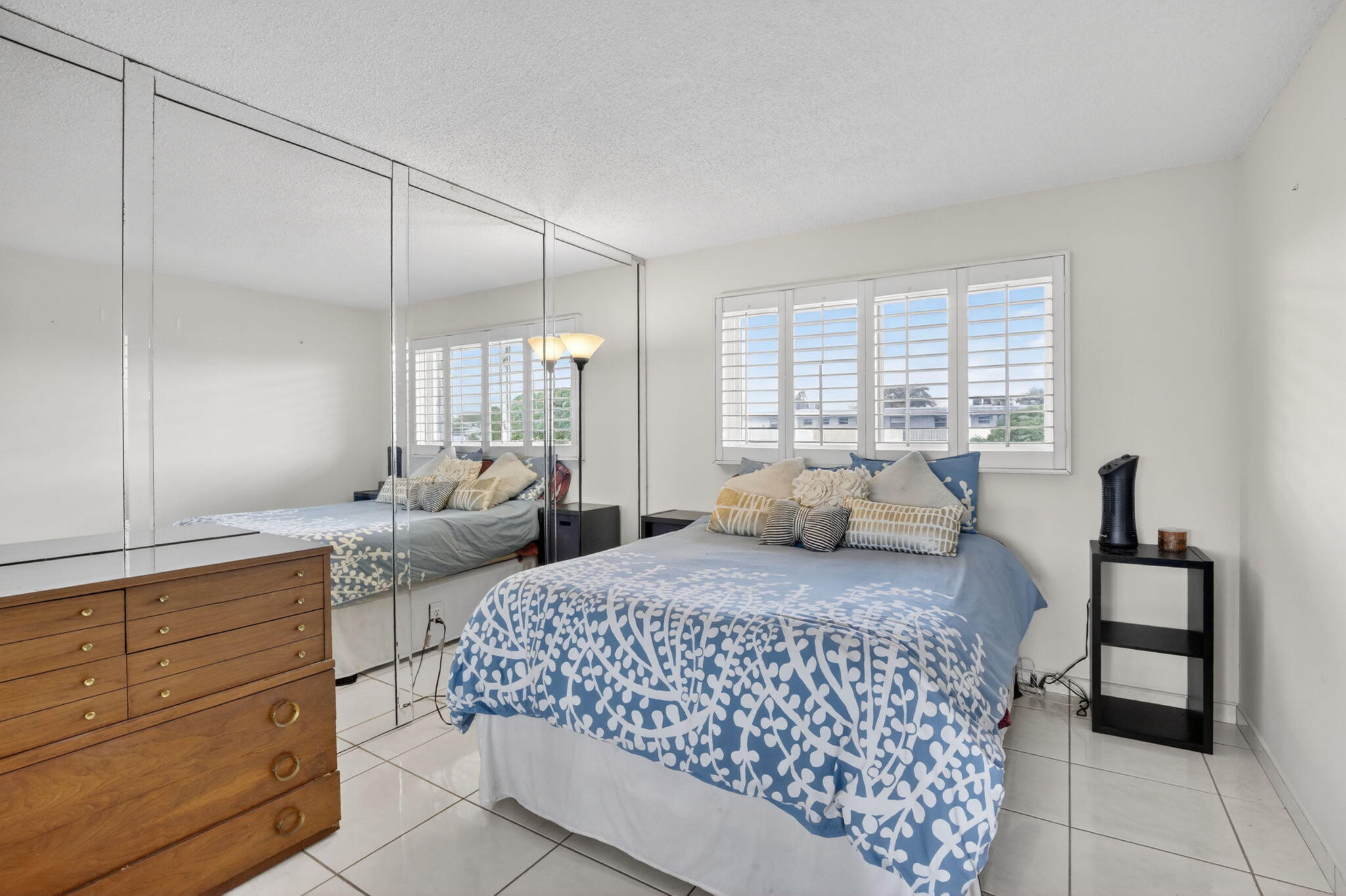 JADE WINDS GROUP BAMBOO GARDENS - Residential