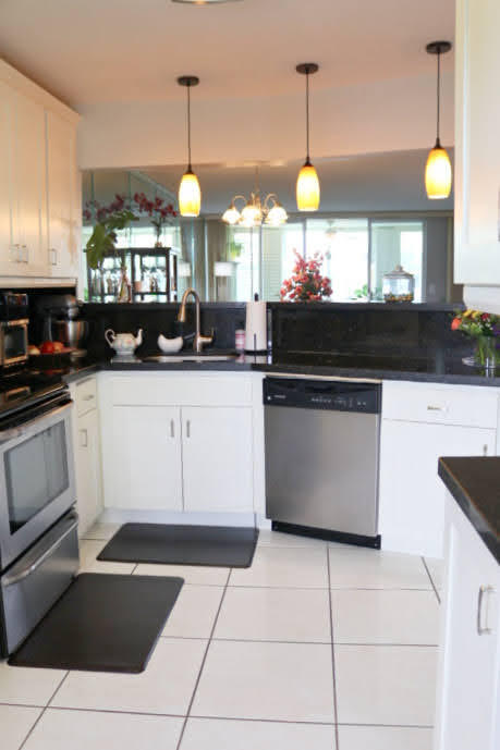 JADE WINDS GROUP BAMBOO GARDENS - Residential