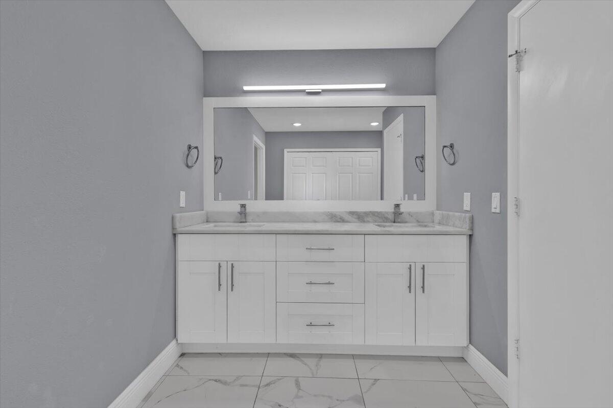 VILLAS OF SANDPIPER BAY UNIT 2 - Residential