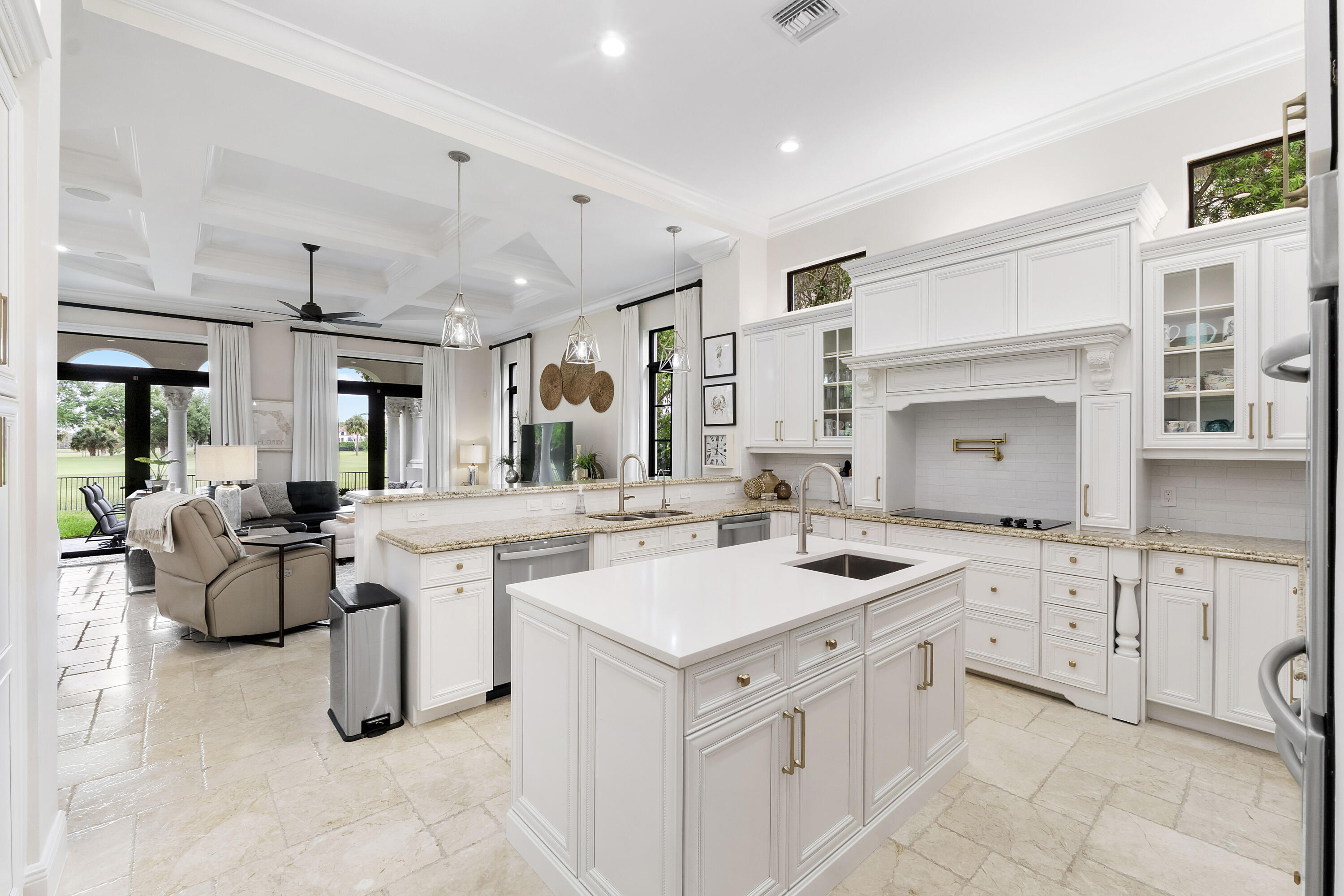 PARKLAND GOLF & COUNTRY CLUB - Residential