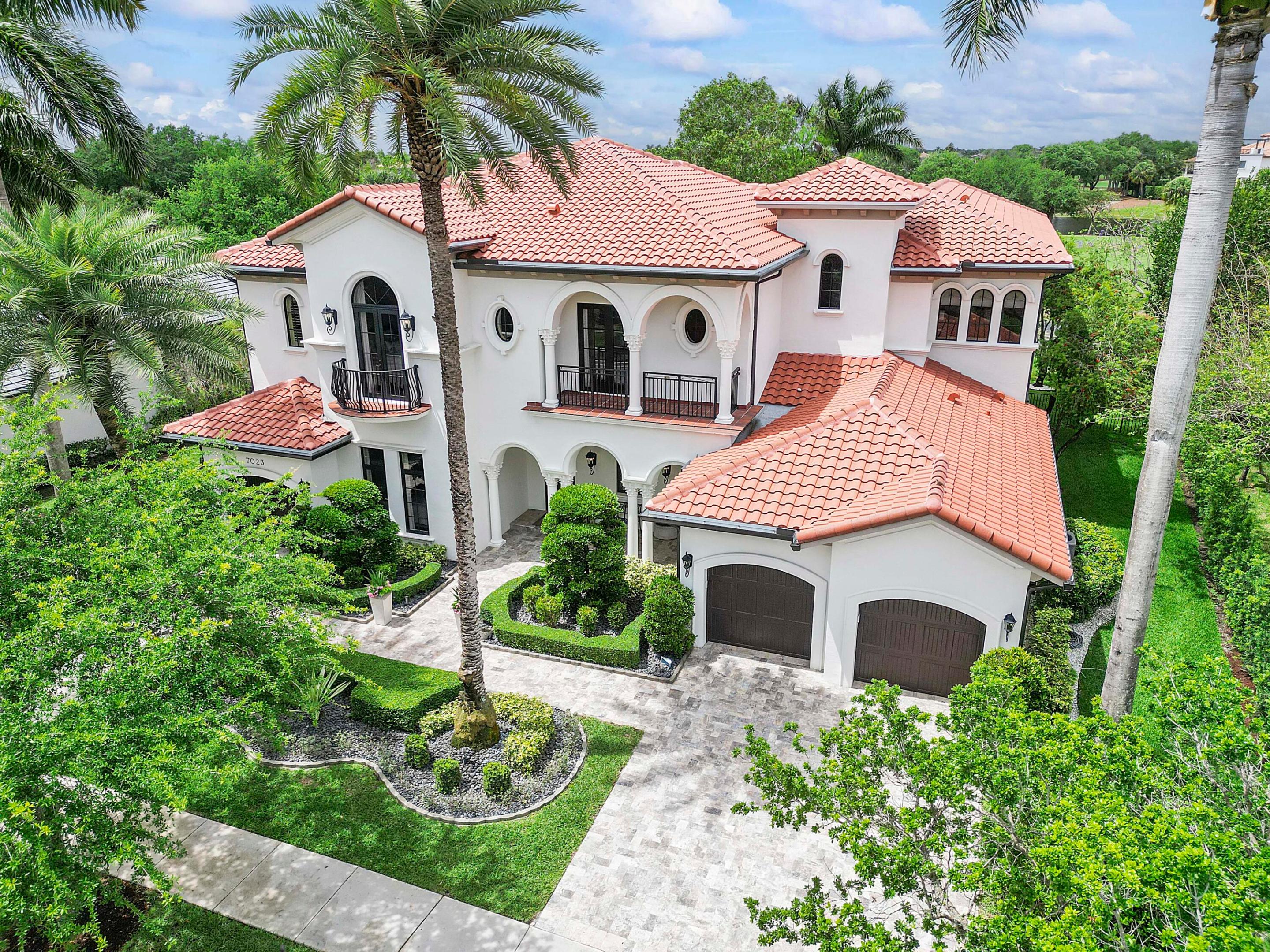 PARKLAND GOLF & COUNTRY CLUB - Residential