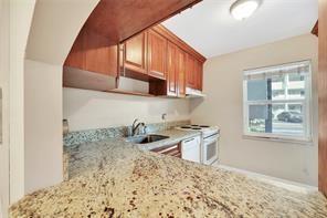 Oriole Golf & Tennis Club - Residential Lease