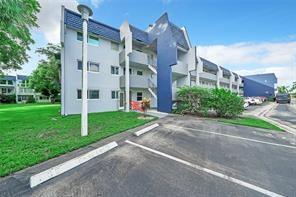 Oriole Golf & Tennis Club - Residential Lease