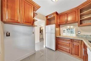 Oriole Golf & Tennis Club - Residential Lease