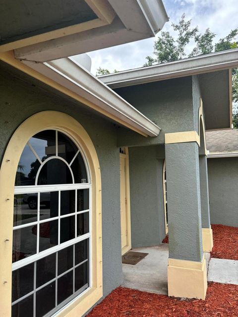 A home in Port St Lucie