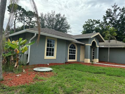 A home in Port St Lucie