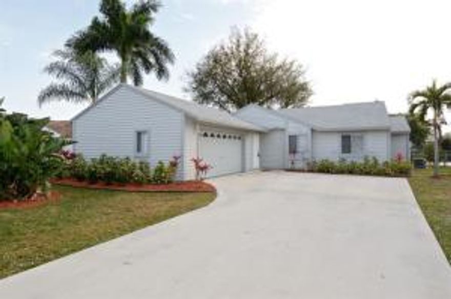 Beautiful home, Pets welcome with an initial $250.00 non-refundable X pet fee and an additional $20.00 x pet monthly rent added to base rent (max 3 pets), the security deposit is based on credit, $45.00 application fee per person, app done online at waypointhomes.com (must select home to apply), documented income required, 1 month recent pay stub for salaried employees & 2 months pay stub for hourly/commission employees. Self employed/1099 will need 2 years tax returns**Deposit will be due within 24 hours of approval and move in date max 10 days from application date*** App online, all over 18 years must apply & be done on a single app, $45.00 per person & only 1 form of payment for all app fees.