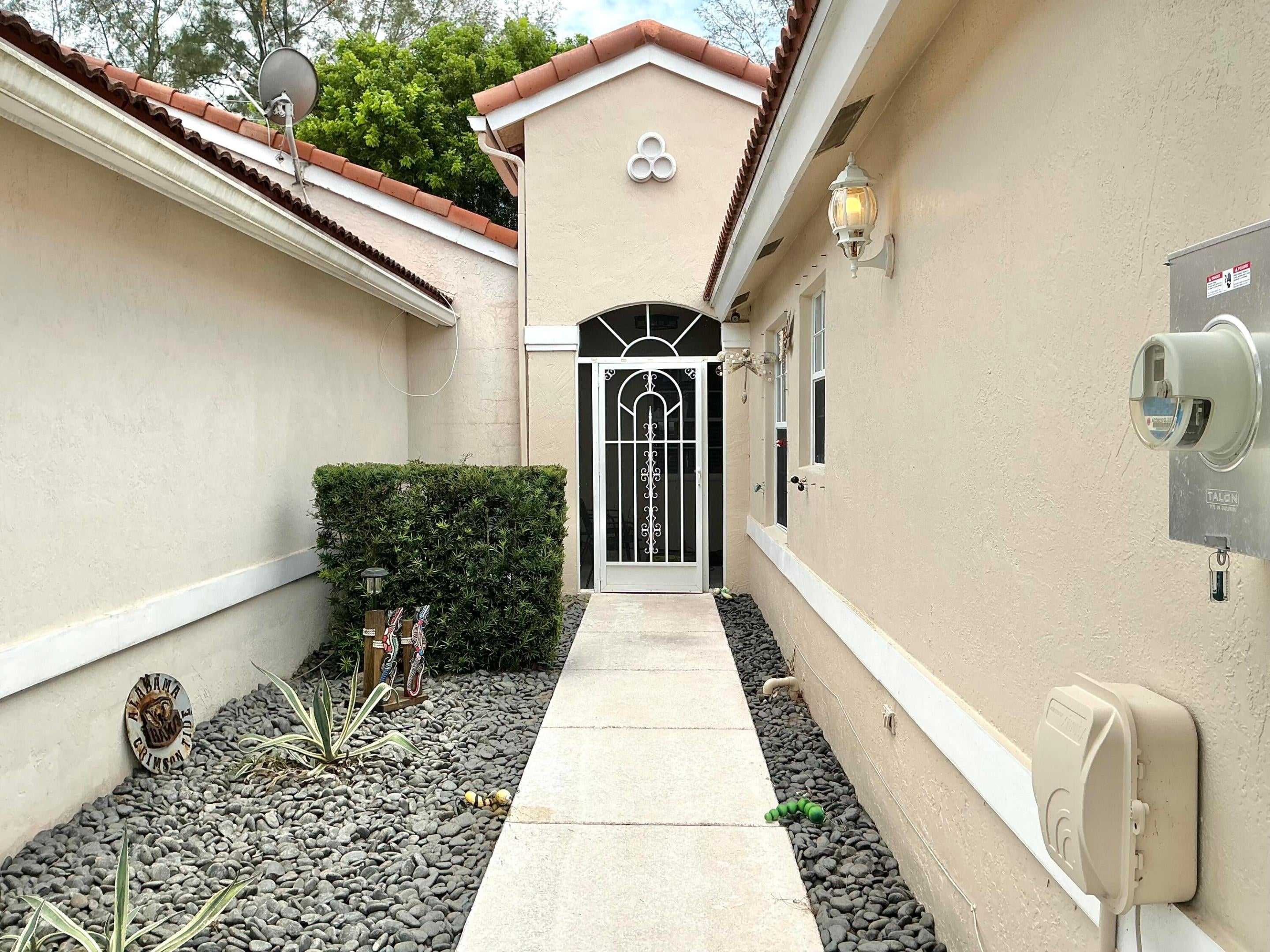 7481 Edisto Drive, Greenacres FL 33467