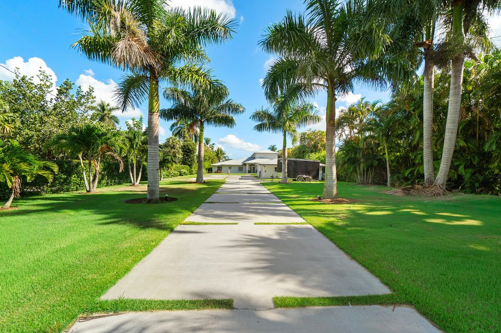 Photo of 5447 Center Street, Jupiter, FL 33458 (MLS # R11116349)