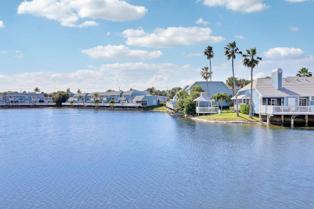 Photo of 213 Ocean Dunes Circle, Jupiter, FL 33477 (MLS # R11074644)