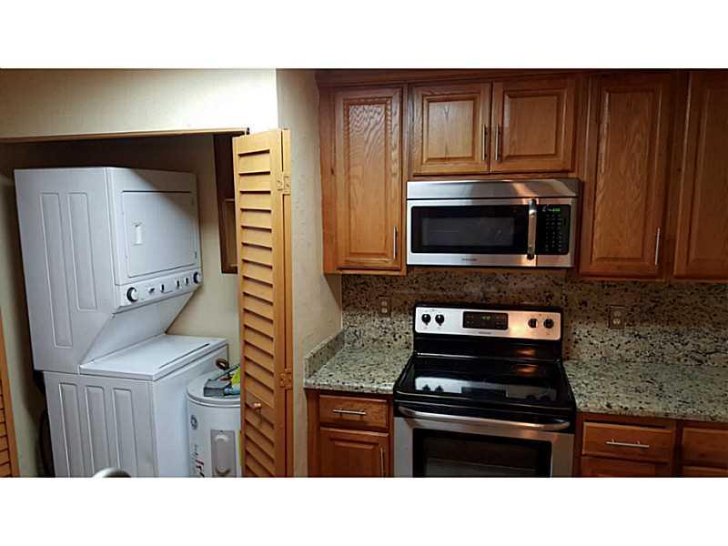 WINDING LAKE 2 AT WELLEBY - Residential Lease