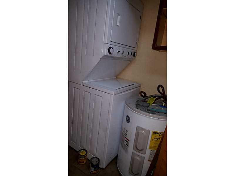 WINDING LAKE 2 AT WELLEBY - Residential Lease