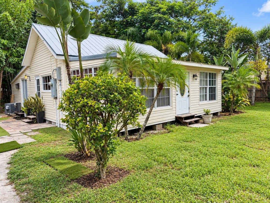 Photo of 151 TEMPLE Drive, Loxahatchee Groves, FL 33470 (MLS # B26082468)