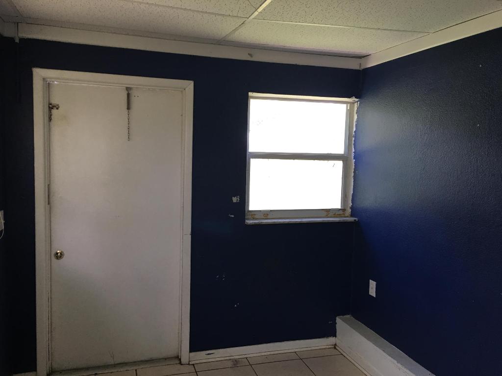 RIVER PARK UNIT 5 - Residential Lease