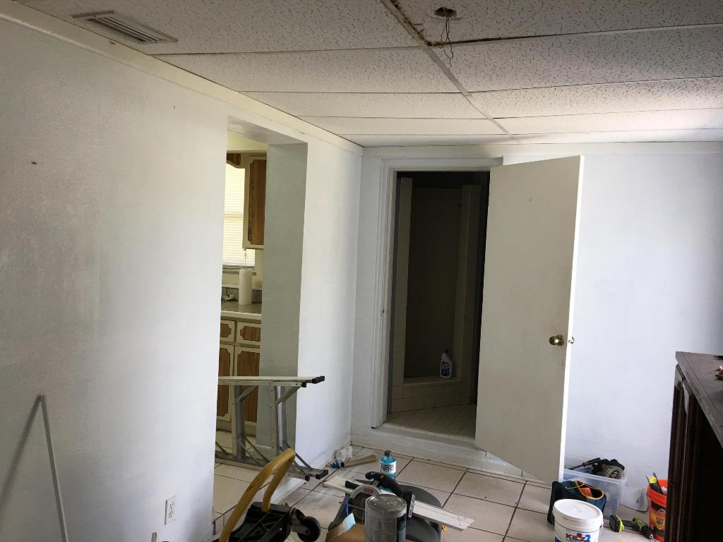 RIVER PARK UNIT 5 - Residential Lease