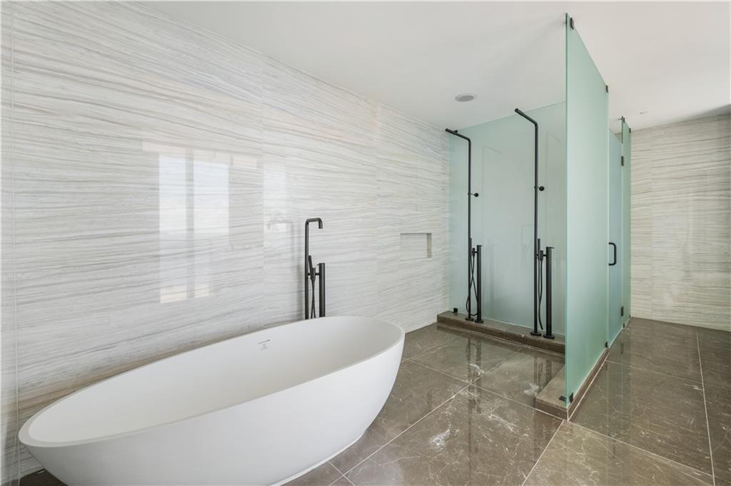 AUBERGE - Residential