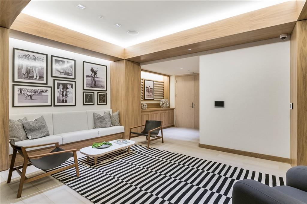 AUBERGE - Residential