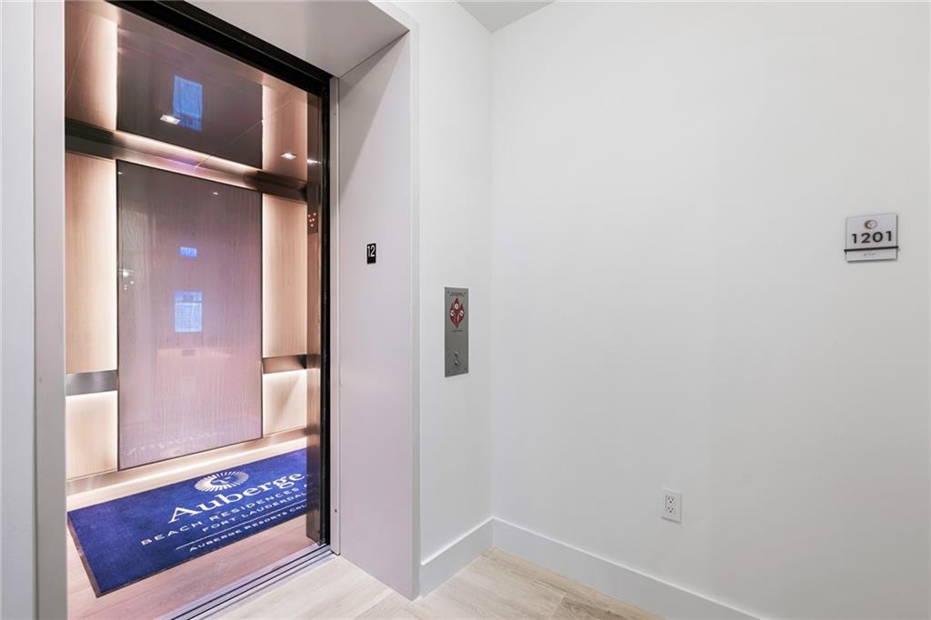 AUBERGE - Residential