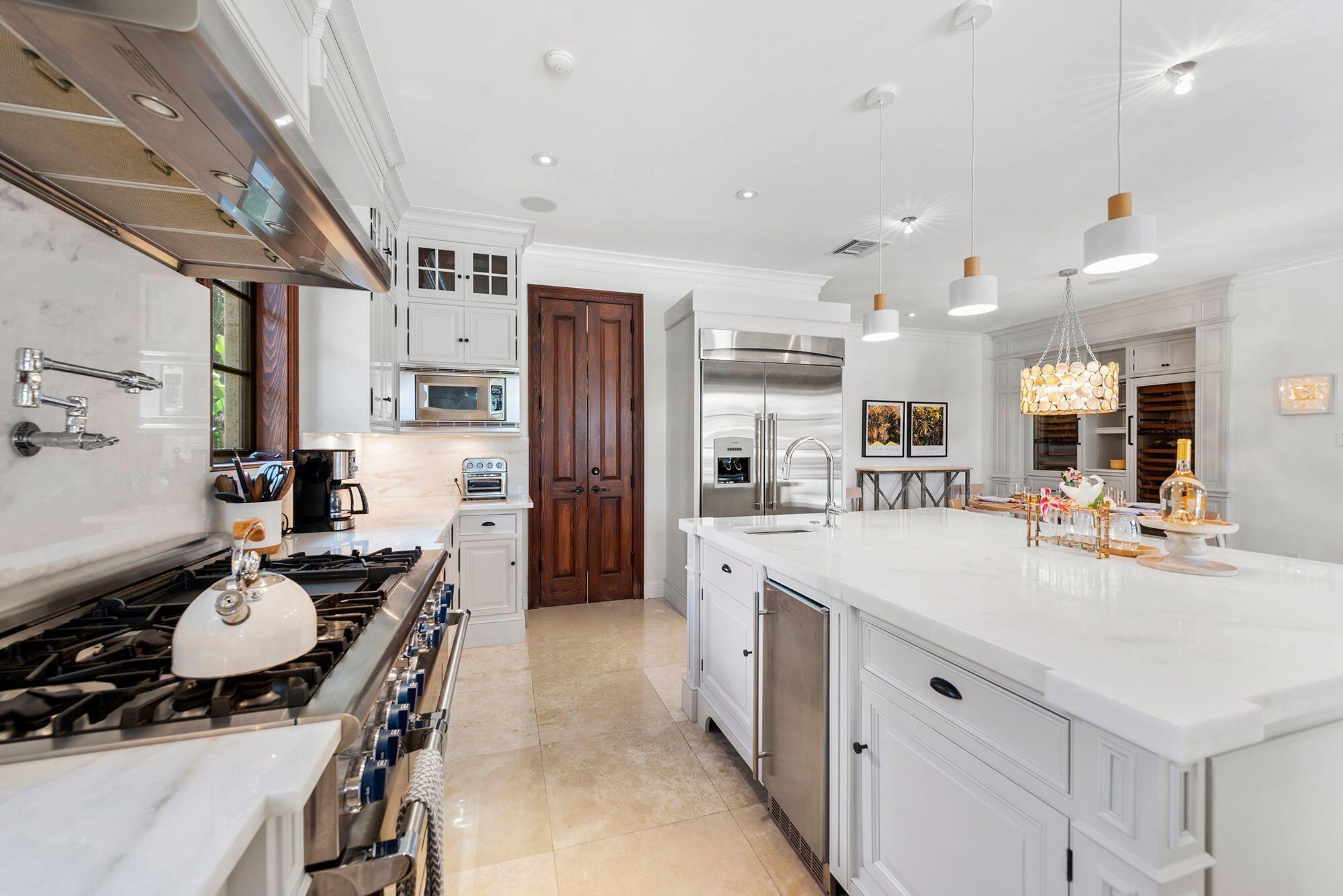 HARBOR EST - Residential Lease