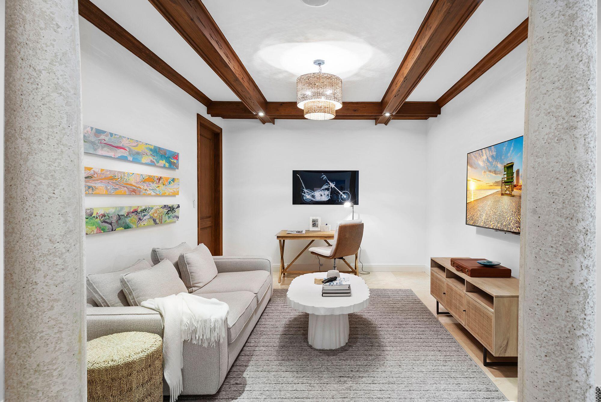 HARBOR EST - Residential Lease