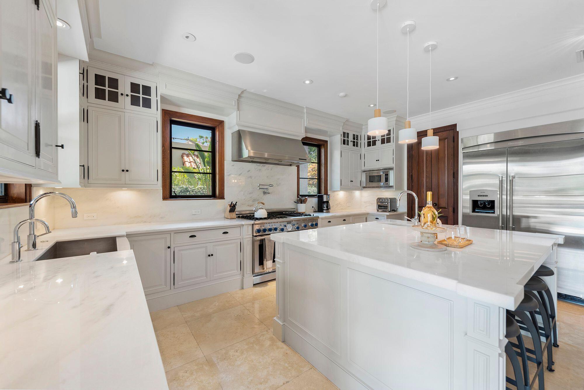 HARBOR EST - Residential Lease