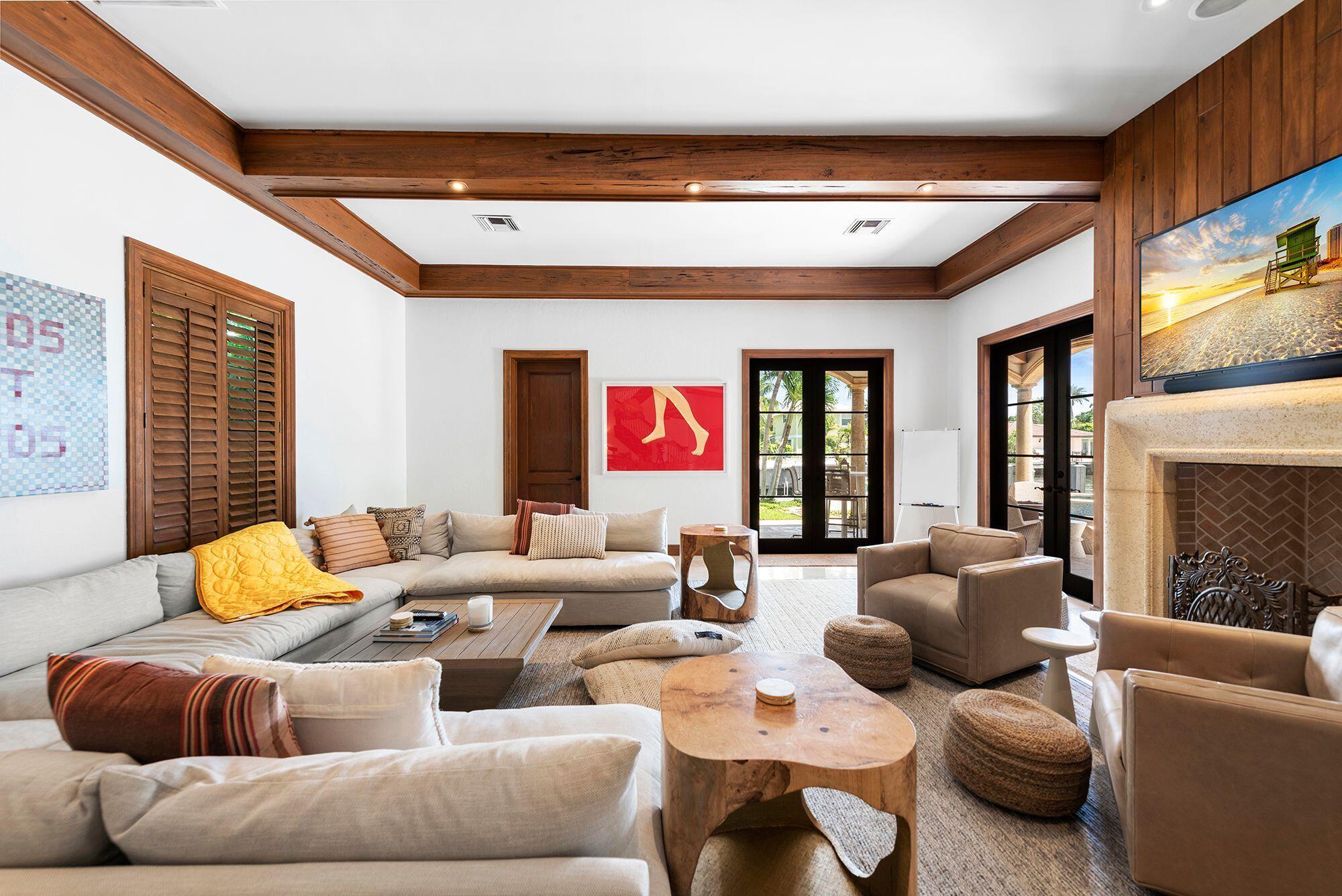 HARBOR EST - Residential Lease