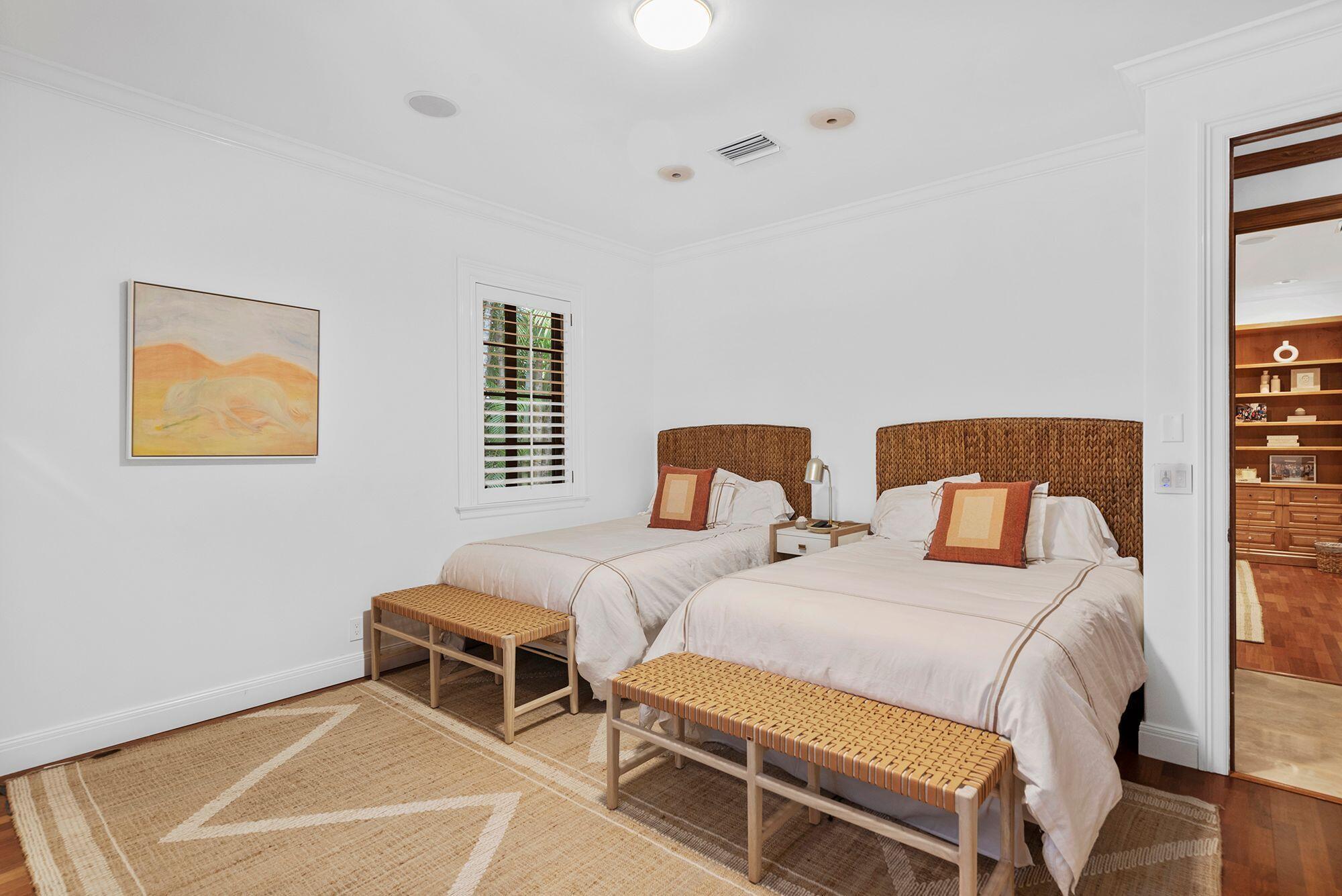 HARBOR EST - Residential Lease