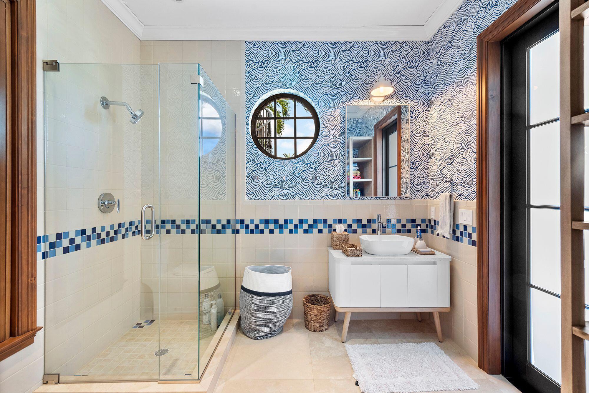 HARBOR EST - Residential Lease