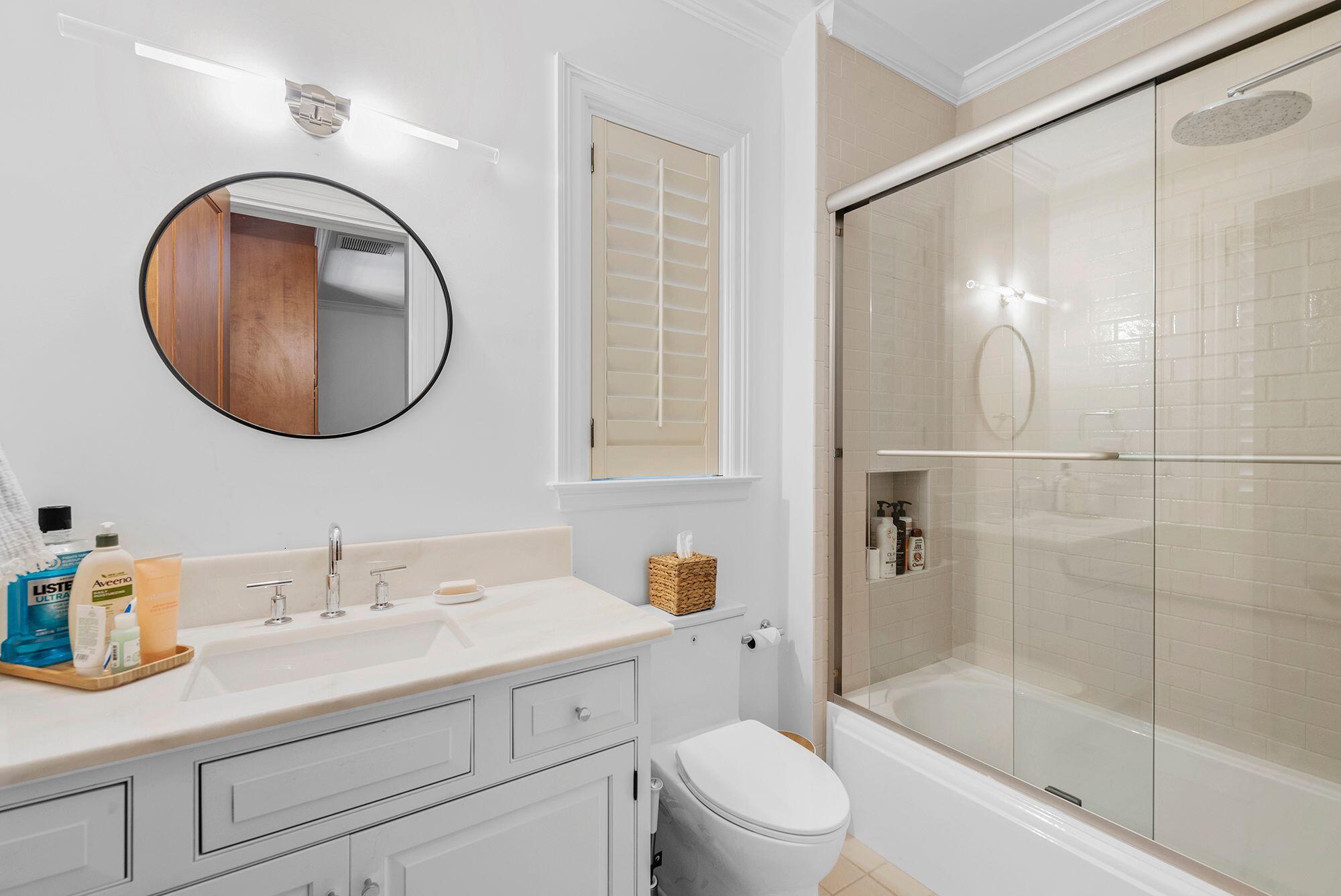 HARBOR EST - Residential Lease