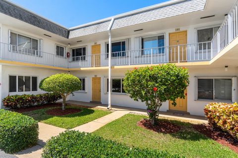 3240 Lake Osborne Drive 105 Lake Worth Beach FL 33461
