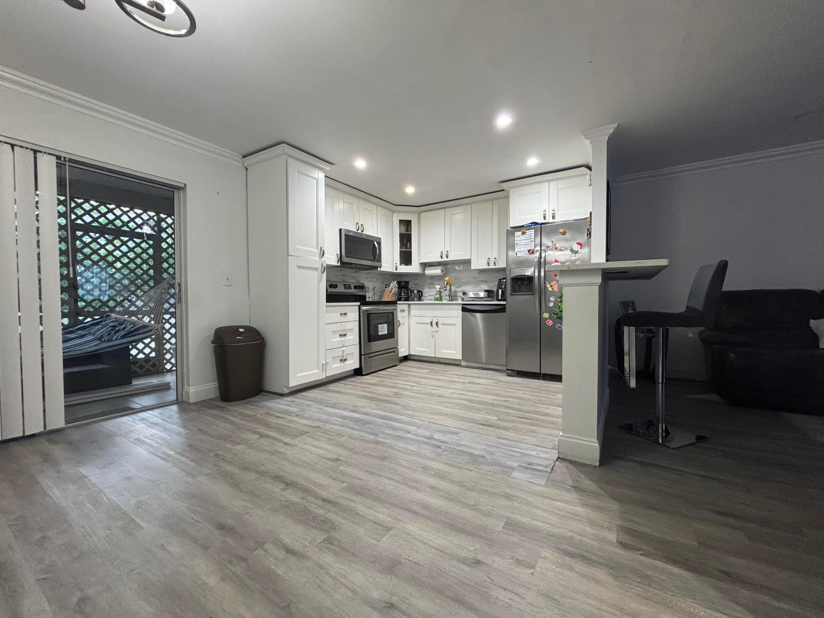 3305 MALLARD CLOSE 54