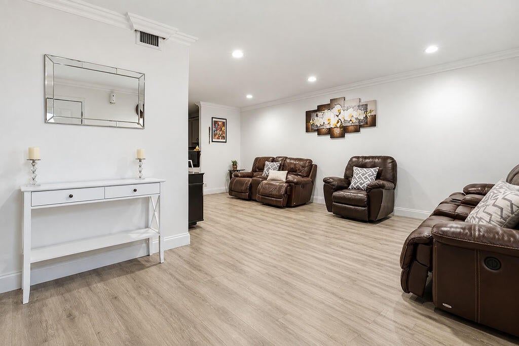 3305 MALLARD CLOSE 54
