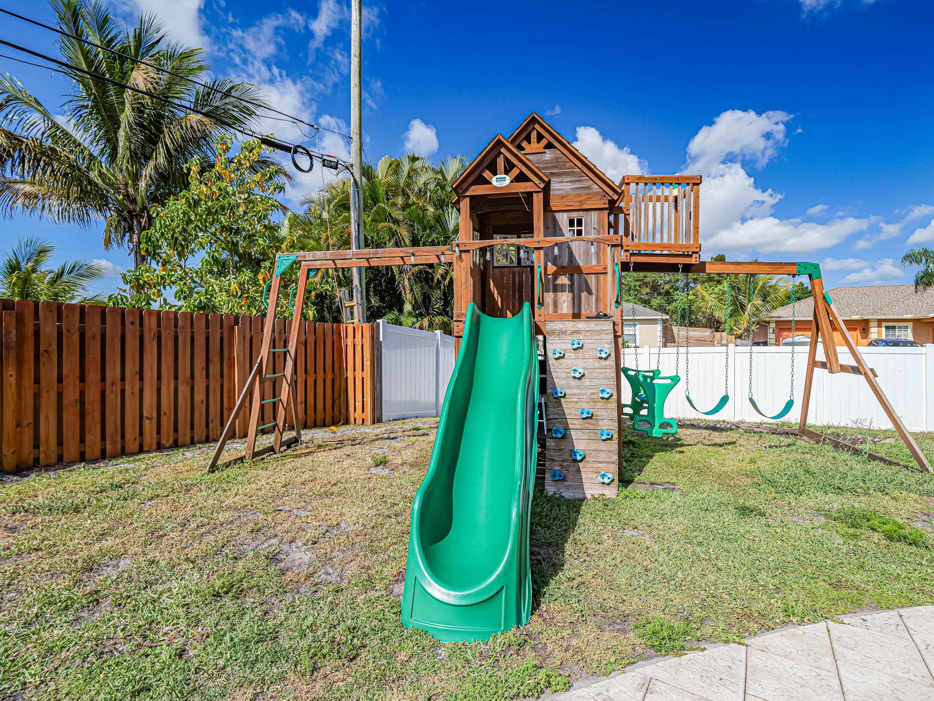 PORT ST LUCIE SECTION 21 - Residential