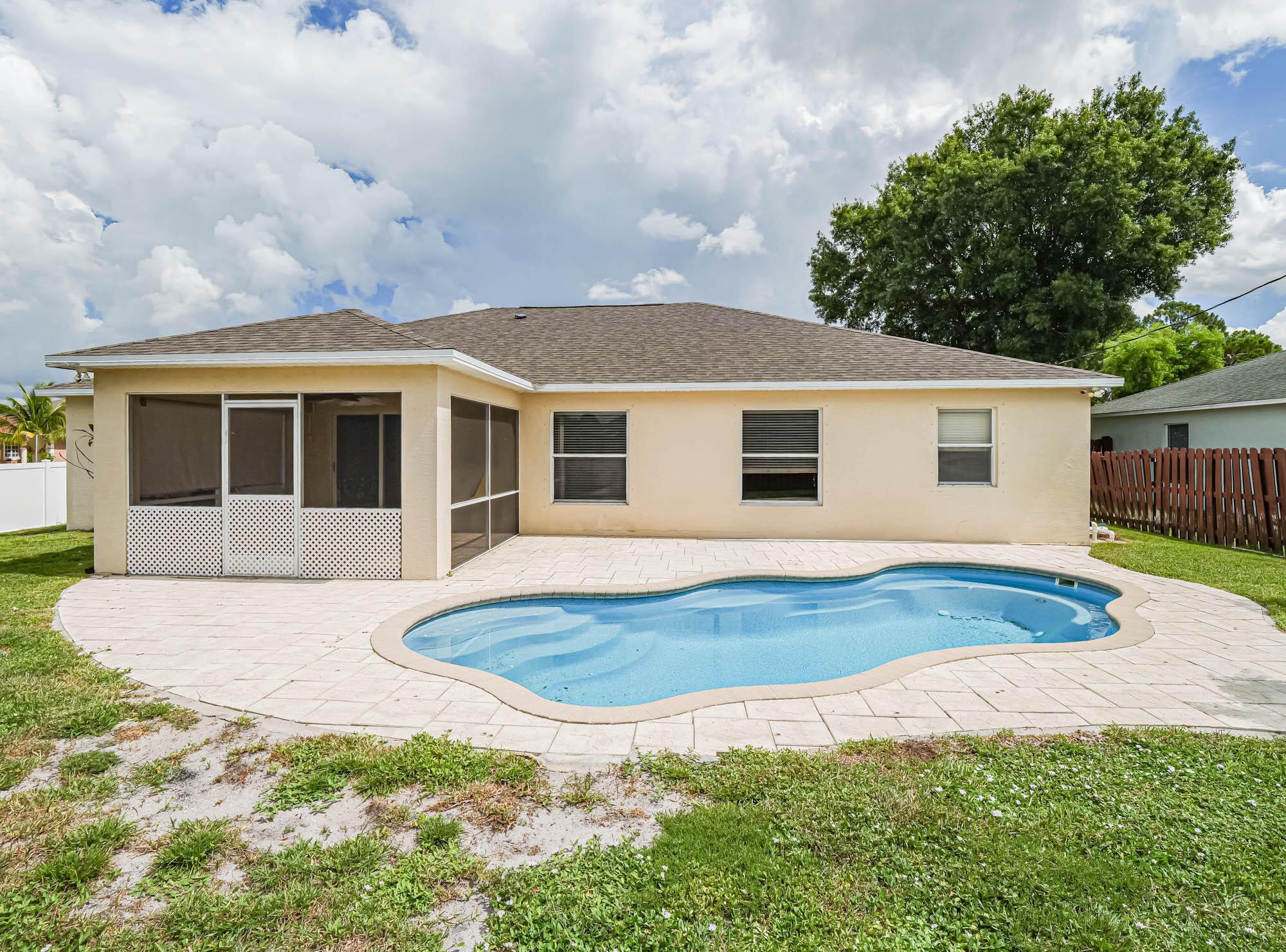 PORT ST LUCIE SECTION 21 - Residential