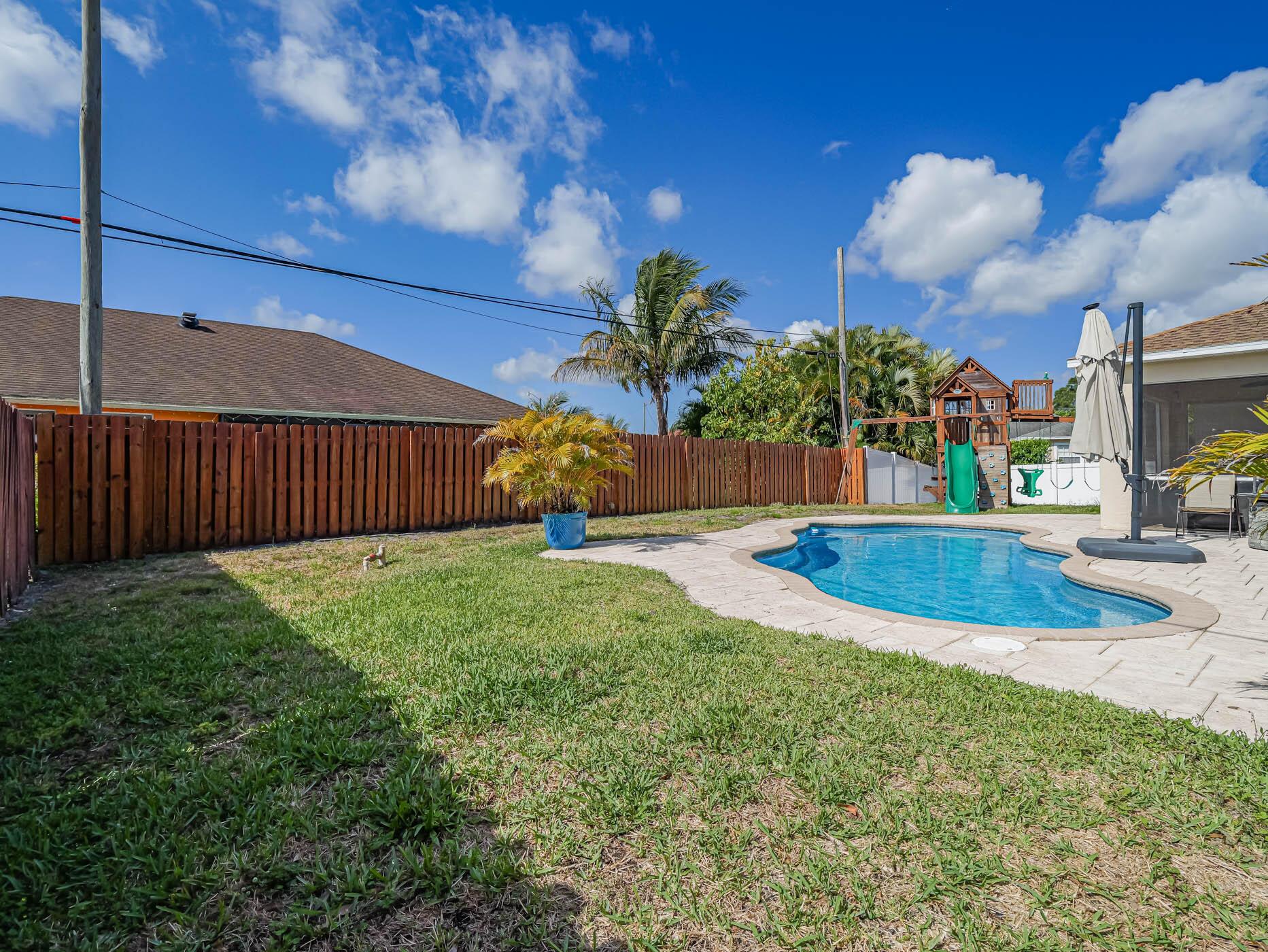 PORT ST LUCIE SECTION 21 - Residential