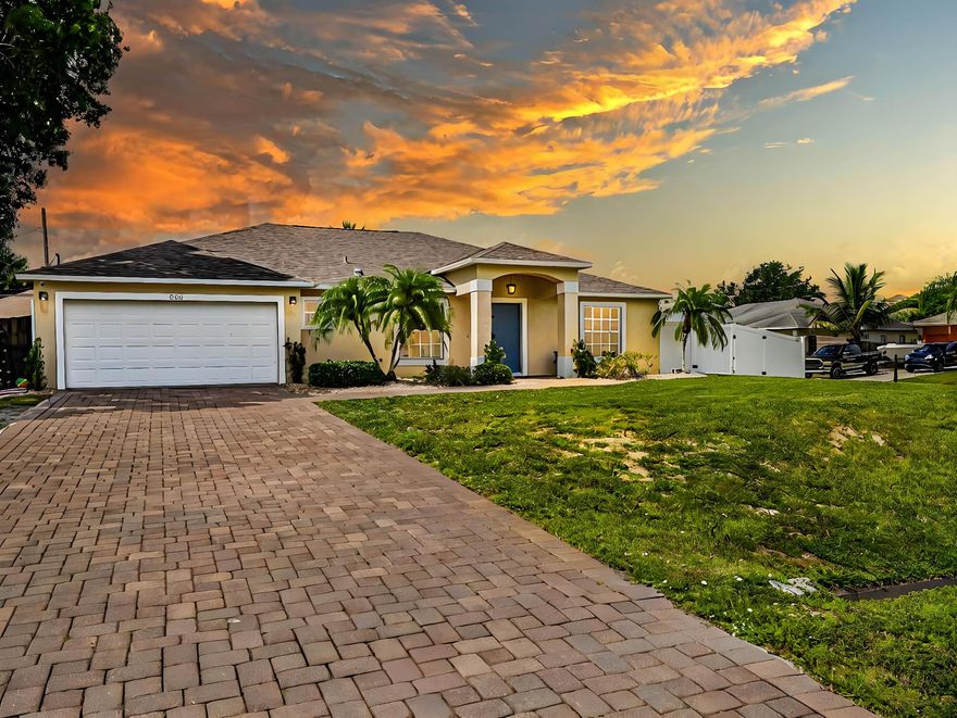 NEW ROOF!  Welcome to this stunning 4 bedroom 2 bath Pool home in a fantastic location. The large kitchen features granite countertops, island for prepping and seating and a corner bench for dining. It has an Open Floor Plan and split bedrooms for privacy in the large  Master en-suite bedroom. The free for pool is on an oversized fenced yard for lots of privacy.  The living room has sliders leading onto a screened porch. This home is located near schools, parks, and shopping centers.  Minutes to major highways for commuting  or just spending the day in Disney.
.2 year old solar panels have been paid off.  They can be re-installed with no cost if the buyer wishes or not re-installed on the new roof.