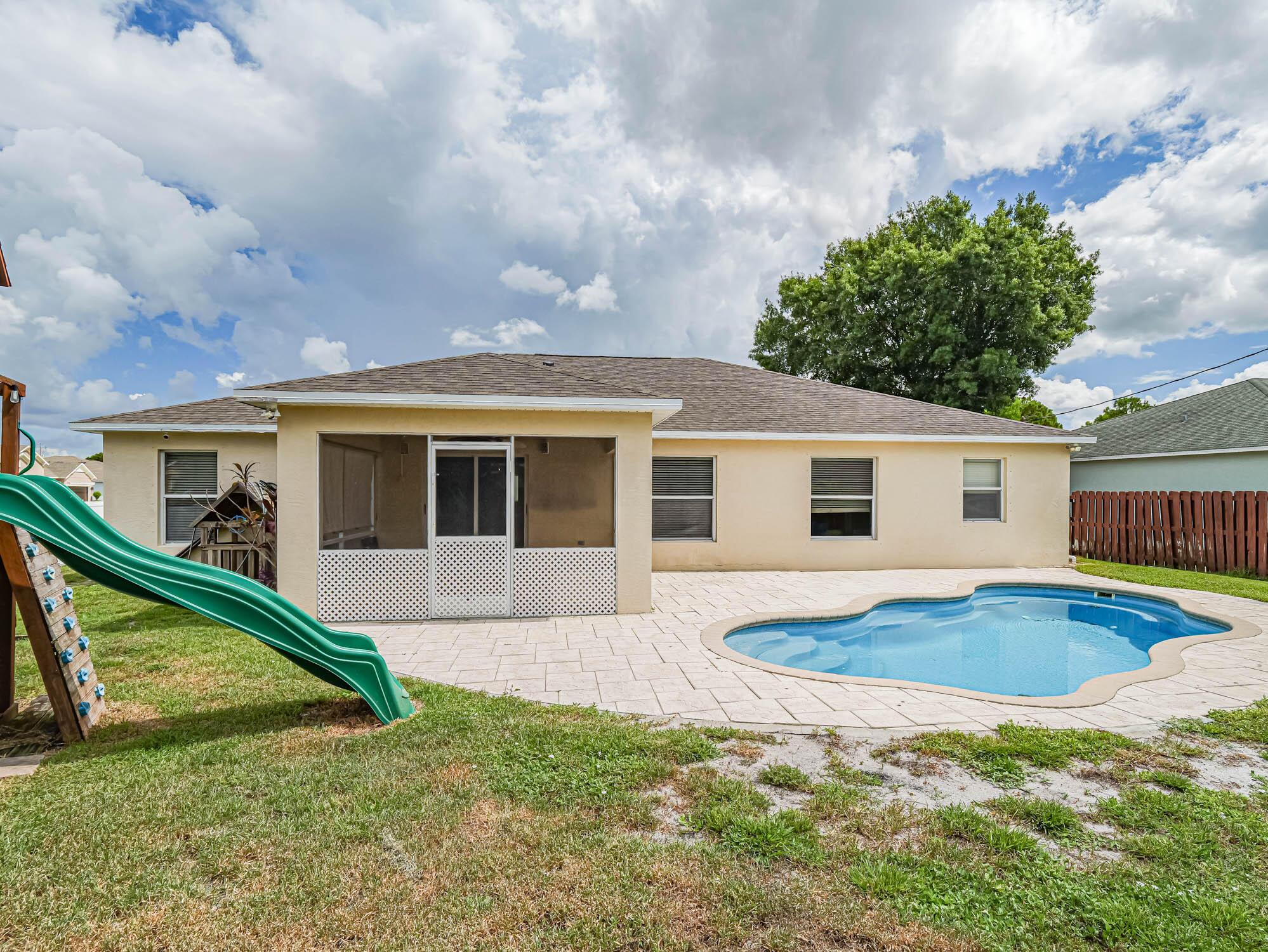 PORT ST LUCIE SECTION 21 - Residential