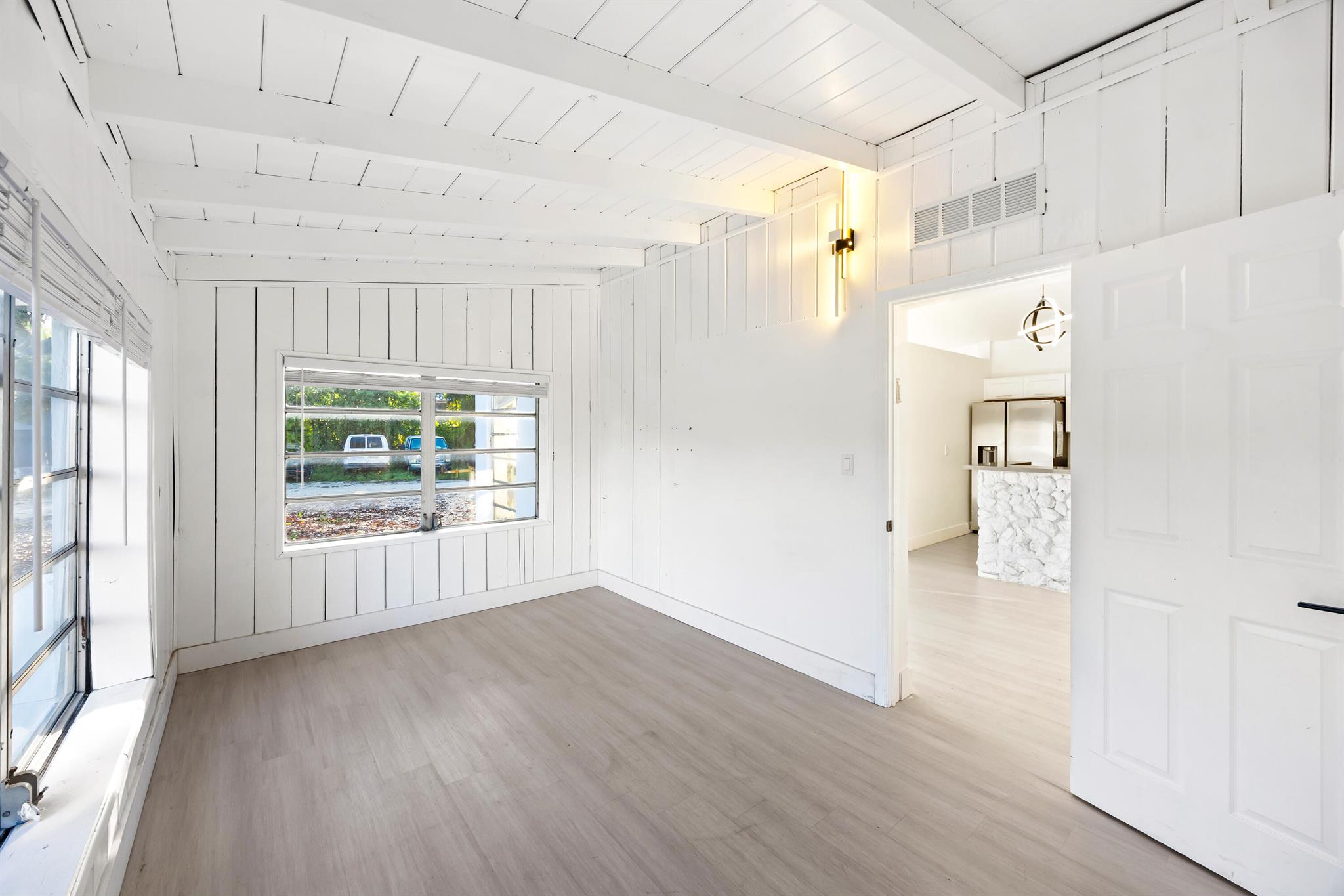North Central Hollywood - Residential Lease
