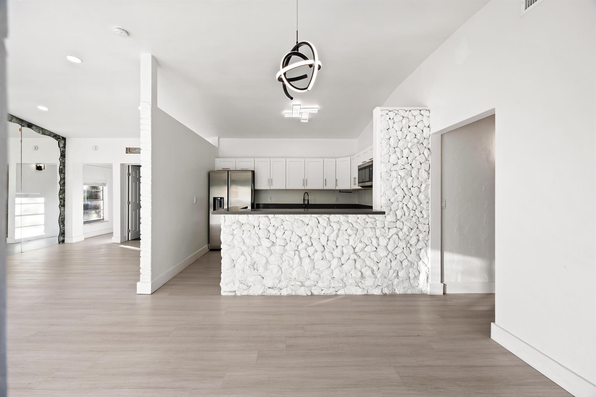 North Central Hollywood - Residential Lease