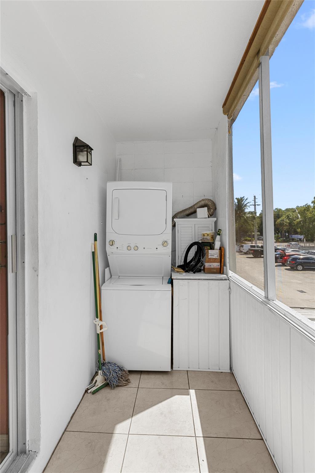 GOLDEN TOWERS - Residential