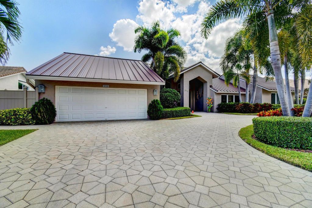 Photo of 3710 Red Maple Circle, Delray Beach, FL 33445 (MLS # R10901161)