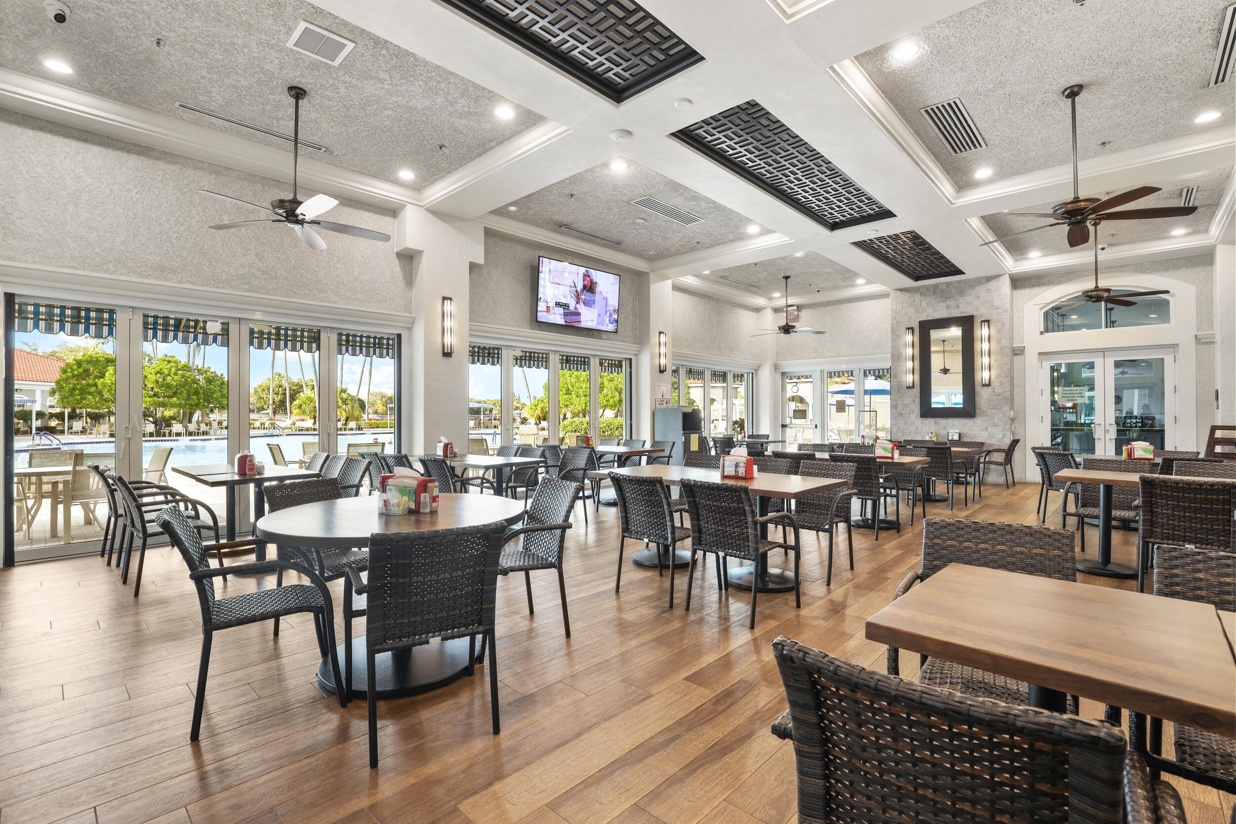 TOWNE PARK TR IA - Residential Lease