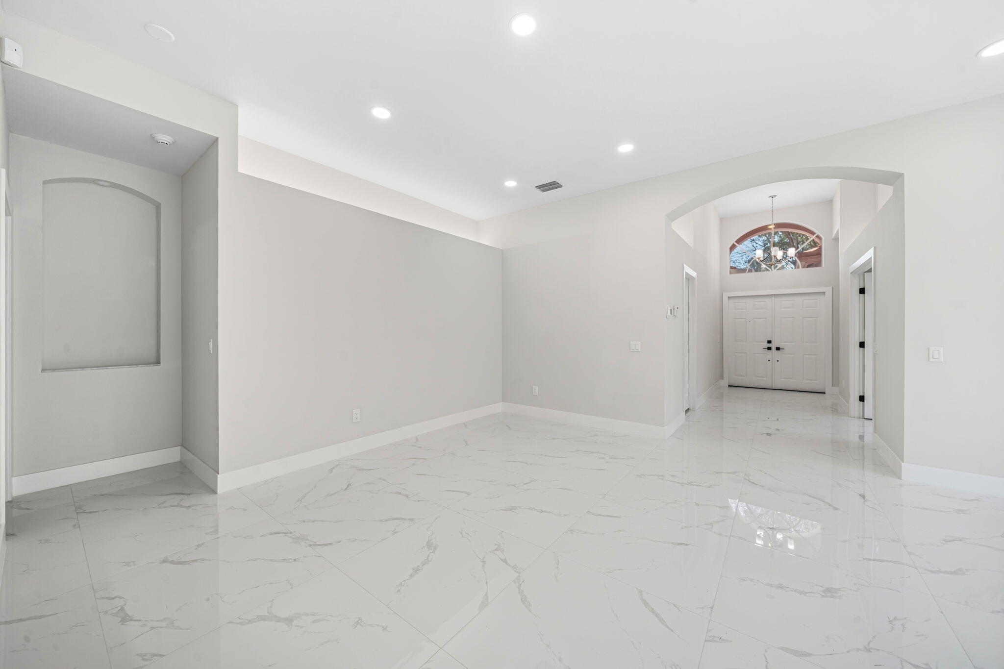 VALENCIA ISLES 1 - Residential